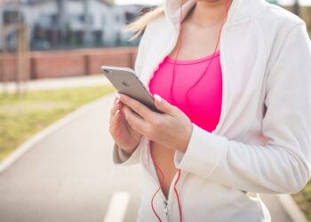 Why Mobile Fitness Apps Gameify Exercise