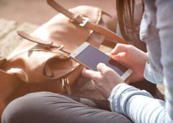 Why Your Mobile Casino Platform Choice Actually Matters