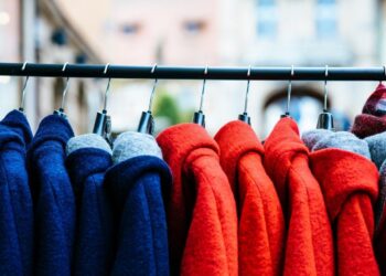 Choosing the Right Jacket Style for Your Industry’s Branding Needs
