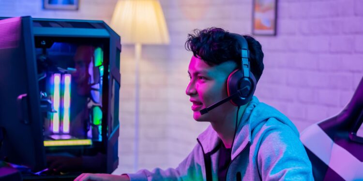 How To Turn Your Gaming Skills Into a Freelance Career
