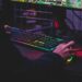 What Live Casino Streaming Can Learn from Twitch Viewership Trends