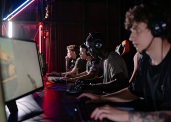 Microgaming: Why More People Are Turning to Short-Session Play
